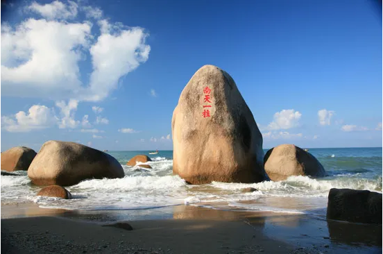 化身蓝海卫士，守护吴忠海滨丨bet8环境首个“海域保洁”项目正式签约进场